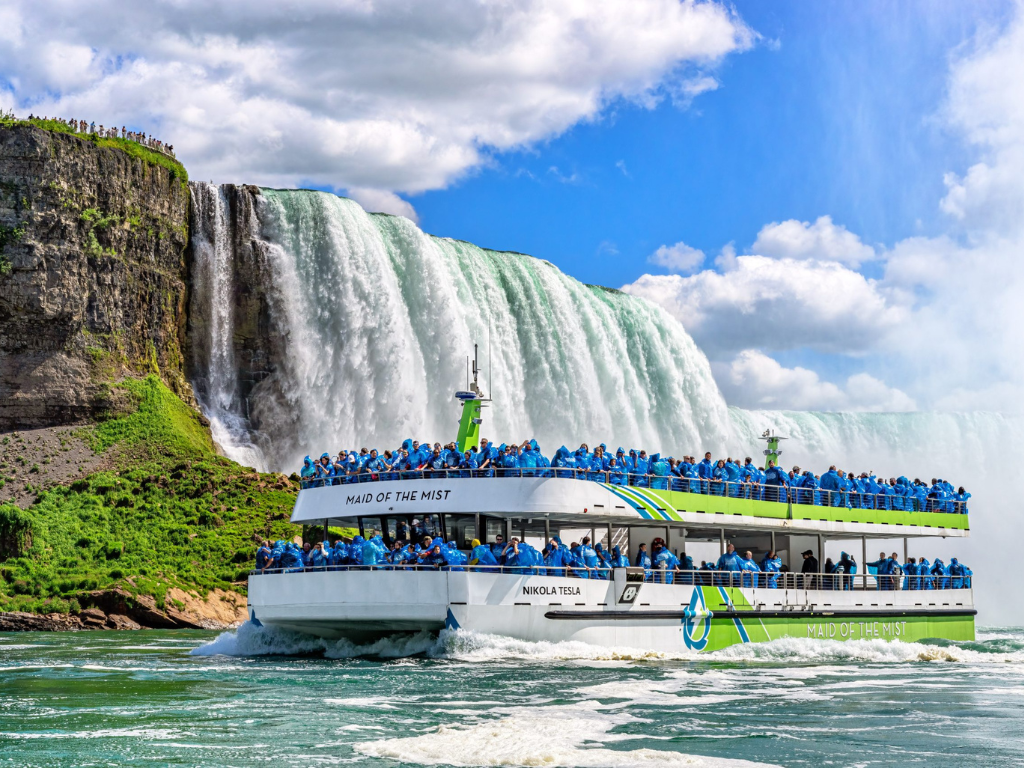 Maid of the Mist Niagara Falls